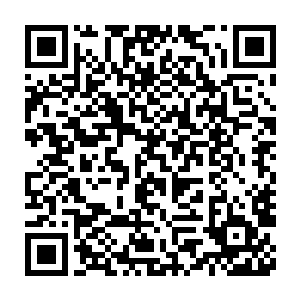 但在伸手不见五指的黑暗中……封不觉眼前的景物发生了很大的变化二维码生成