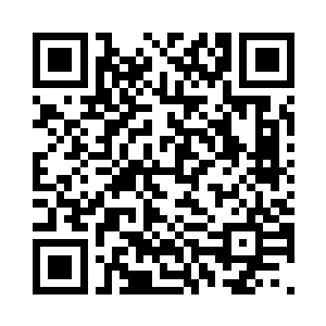 但她却丝毫不将心中的焦急表露出來二维码生成