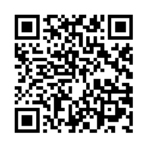 但张晓晴狡猾的反手抓紧了李毅的手不放二维码生成