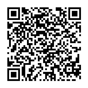 但是他却不想再次像一个傻子一般的在吴虎臣危险的时候事情都不能做二维码生成