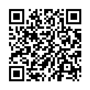 但是伸到背后的手将一柄三棱刀握在了手里二维码生成