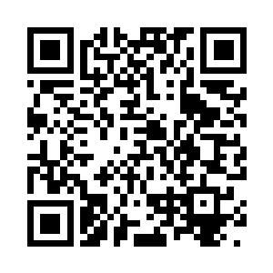 但是半个小时后我们在金鼎大厦前见二维码生成