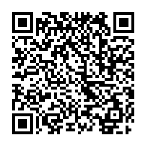但是唯一让吴虎臣眼中一闪的便是陶正霖书桌后面墙上所挂的那几个字二维码生成