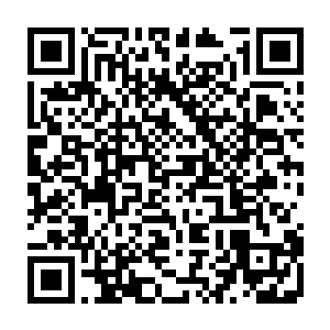 但是曹刚也不得不承认陆为民在让自己伤透脑筋甚至有些事情上大失颜面的时候二维码生成