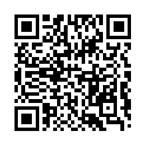 但是此刻她看到人家的哥哥又是赔礼又是道歉二维码生成