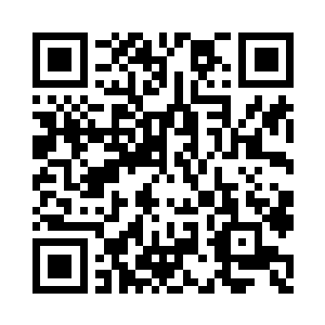 但是眼神中却有着浓浓关怀之色的脸庞时二维码生成