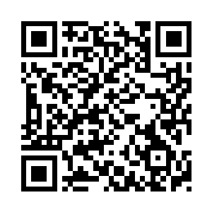 但是考虑到你一个女人混到现在这样也不容易二维码生成