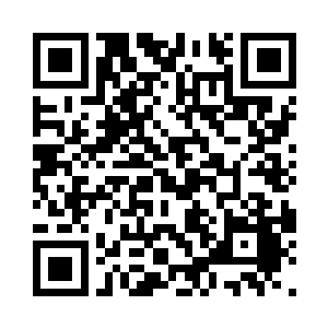 但是那抹喜人的青色光彩却似喷薄而出二维码生成