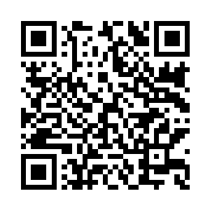 但是那猥琐男的命令他们却是严格的执行了二维码生成