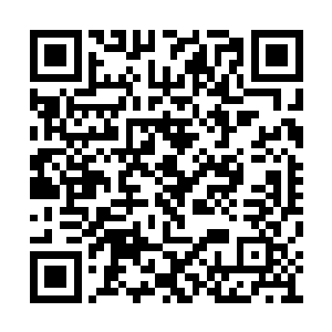 但此时却已经隐隐约约可以看到他的成熟稳重了二维码生成