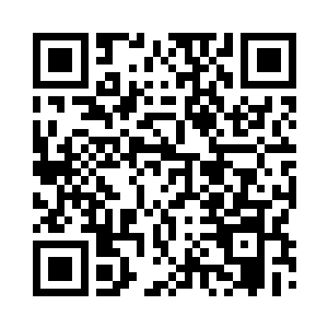 但还是对着下方人群宣布着比赛结果二维码生成