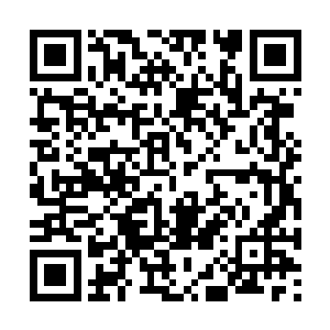 但逍遥王却感觉到一股强大至极的压迫感迎面袭来二维码生成