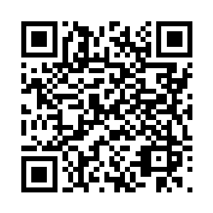 低级仙器现在他们兄弟三个人手一件二维码生成