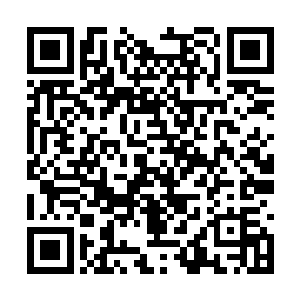 何书蔓不知道该如何去形容自己和江言之间的关系二维码生成