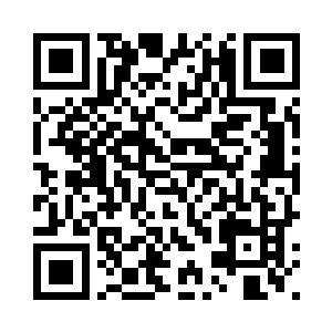 何玉平不动声色地挡在了李川前边二维码生成