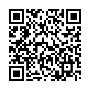 作为导演的杜克也披露了更多有趣的幕后花絮二维码生成