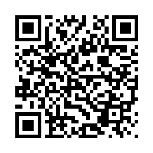 你刚才和那个老头子说什么悄悄话二维码生成