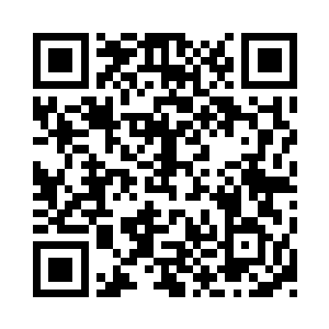 你和枪炮两个人最后检查电子和通讯装备二维码生成