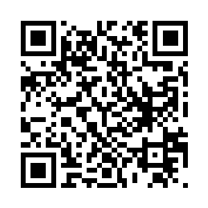 你带着你娘和你妹躲到挖的地窖里去二维码生成