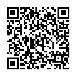 你说咱俩是不是也应该把跟他的关系往外透露一下……二维码生成