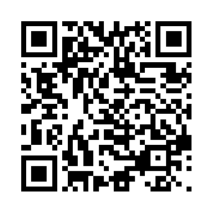 侯卫东的目光从郭兰脸上又滑到了胸口二维码生成