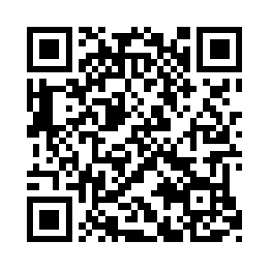 便被四周的村民们抓起双手双脚高高举了起来二维码生成