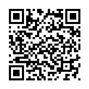 便见沈砚山便将一方玄青色的帕子二维码生成