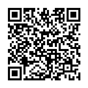 便见越来越多的赤金色光辉开始从金河之中冲天而起二维码生成