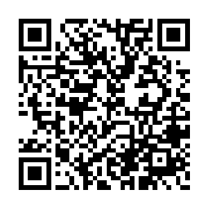 俞青特意拔高的声音回荡在整个楼层的大厅……二维码生成