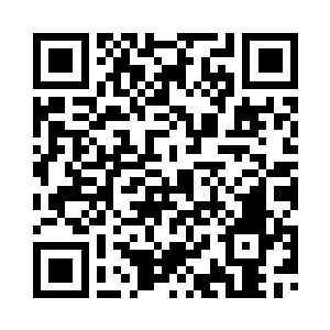 修长干净的大手拿过她手上的梳子二维码生成