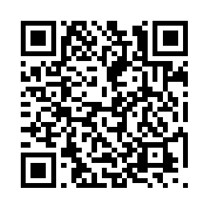 俯身在受到不小惊吓的林若溪肩头拍了拍二维码生成
