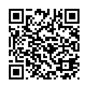 倒下的人勉强睁开已经发青的眼睛二维码生成