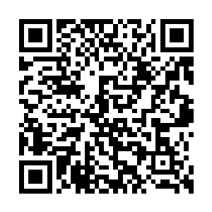 倒是将跟在他身后几个捧着盒子的随从吓得不轻二维码生成