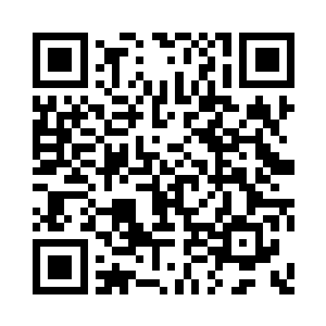 像一只老鹰一样犀利危险的看着苏小爱二维码生成