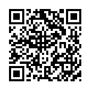 光头青年的胸口破开一个血肉模糊地大洞二维码生成