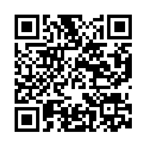 全都穿着一看就价格不菲的晚礼服二维码生成