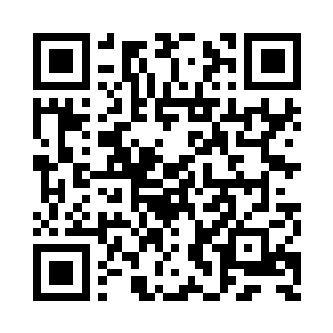 其中一个带头的警察拿手枪指着璐璐姐二维码生成