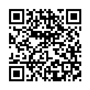 其中一个拿着自动步枪对着后方点射二维码生成