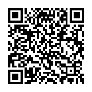 其中重要的职能之一就是为即将上映的影片评级二维码生成