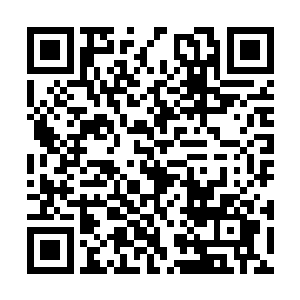 其化为一道流光后便冲着吕诚逃走的方向飞行而去二维码生成