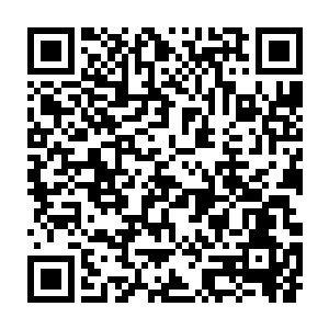 再下一刻所有人便是看到在其中一颗伴生星辰中走出了一位老者的身影二维码生成
