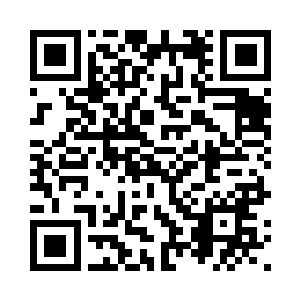 再关了门后他便冲着那丫头扬了扬二维码生成