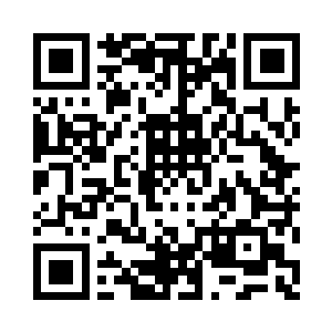 再加上影片开头直指人心的眼睛特写二维码生成