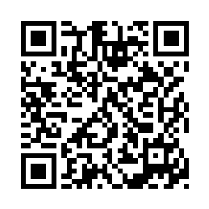 再然后……飞行器上不断的散落下来一片传单二维码生成