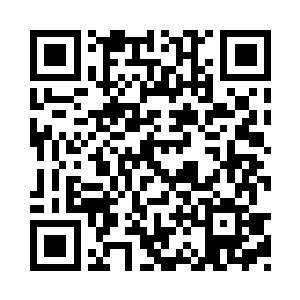 再说刚才此人口口声声将你女儿认做是世子妃二维码生成