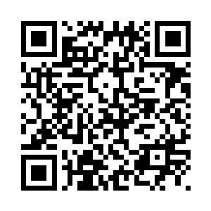 冲击波狠狠的撞击在纳兰鸿武身上二维码生成