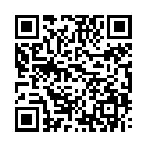 冲过去将一个要去踹余鸣的家伙后脑勺给敲了二维码生成