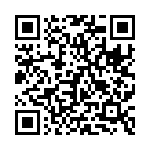 冷不防地一个稚嫩的童声在他耳边响了起来二维码生成