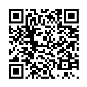 冷二直接以巨人之身出现在他的面前二维码生成