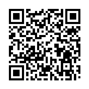 冷冷的看着那人一步一步的向他靠近着二维码生成